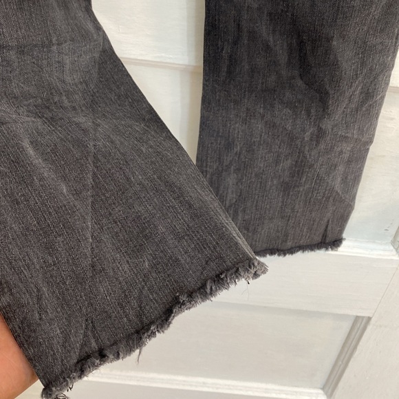 Madewell Cali Demi Bootcut Jeans in Berkeley Black Raw Hem Chewed, Size 25 - Picture 12 of 17